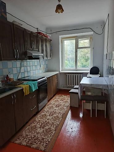 массаж ру: 3 комнаты, 60 м², 1 этаж, Старый ремонт — 1