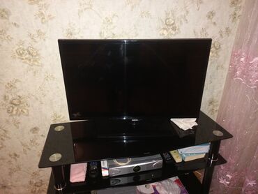 Televizorlar: İşlənmiş Televizor Samsung Led 82" Ünvandan götürmə