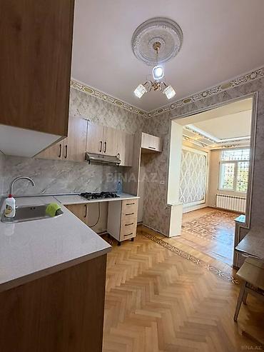 взять офис в аренду: Ofis kimi mənzil icarəyə verilir 4 otaqlı köhnə tikili 140 m², 28 May — 6