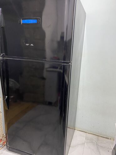 запчасти митсубиси паджеро 2: Б/у Холодильник Regal, Двухкамерный, цвет - Черный