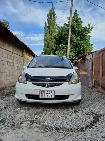 авто в рассрочку без первоначального взноса: Honda Fit: 2002 г., 1.3 л, Вариатор, Бензин, Хетчбек