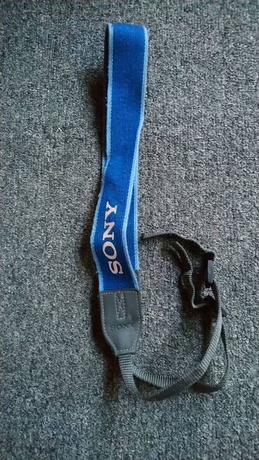 Torbe i futrole za kamere: Sony torba za aparat nova 2000din. i rezerni kaiš ide uz torbicu na lalafo.rs — 10 Torbe i futrole za kamere: Sony torba za aparat nova 2000din. i rezerni kaiš ide uz torbicu — 10