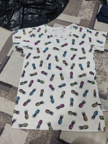 Мокасины и лоферы: За всё 2500 сом. все женские вещи на размер 42-44,вся обувь 37 at lalafo.kg — 25 Мокасины и лоферы: За всё 2500 сом. все женские вещи на размер 42-44,вся обувь 37 — 25