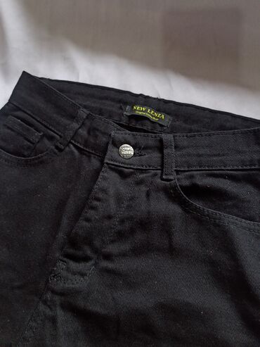 черные джинсы: Прямые