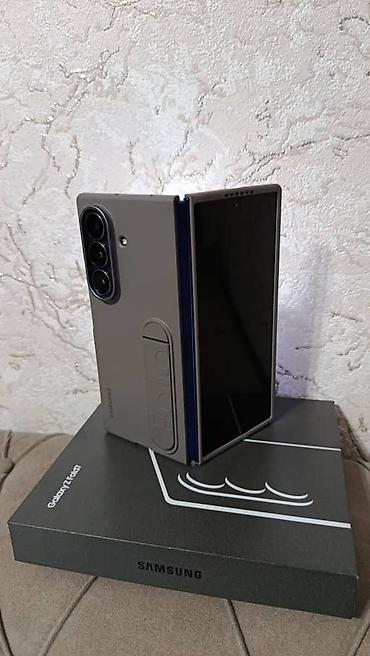 Samsung: Samsung Galaxy Z Fold 7, Б/у, 256 ГБ, цвет - Синий, 1 SIM, eSIM — 10
