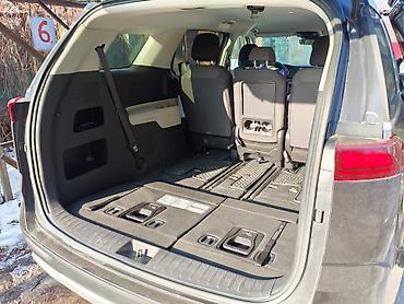 Kia: Kia Carnival: 2023 г., 3.5 л, Автомат, Бензин, Минивэн — 9