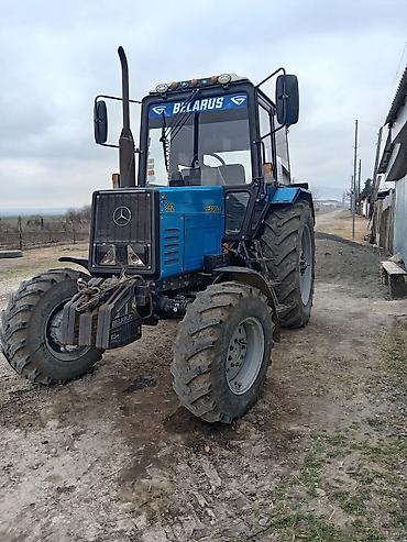 Traktorlar: Belarus 892 traktor - Model: Belarus 892 (MTZ 892) - Rəng: mavi/qara — 5