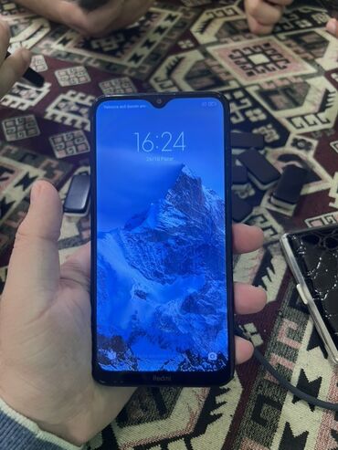 чехлы самсунг j6: Redmi 8, 32 GB, rəng - Qara, Sensor lalafo.az -da чехлы самсунг j6: Redmi 8, 32 GB, rəng - Qara, Sensor