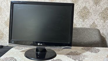 Monitorlar: LG Flatron W1954SE-PF monitoru. Kompüter və ya digər cihazlar üçün əla