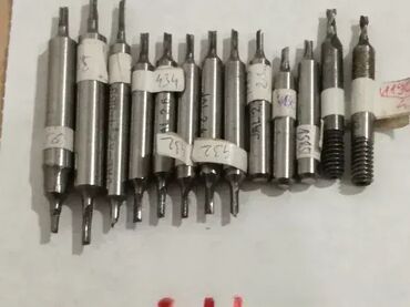 Ostali uređaji: Glodalo, 2,5mm, 3mm, 3,5mm, 4mm, 5mm Cena je po komadu od 250din za — 7