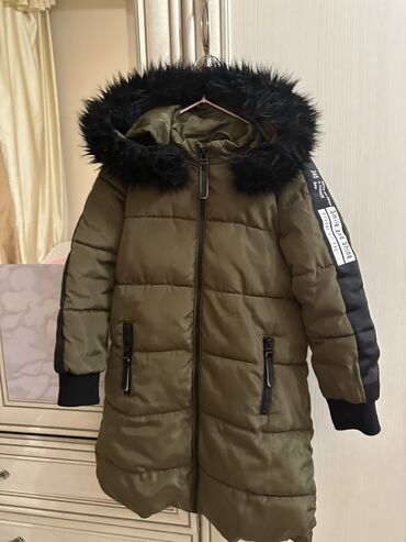 детские зимние куртки с мехом: Куртка зимняя DE FACTO (Турция) на 7-8 лет (122-128 см ростовка) Длина