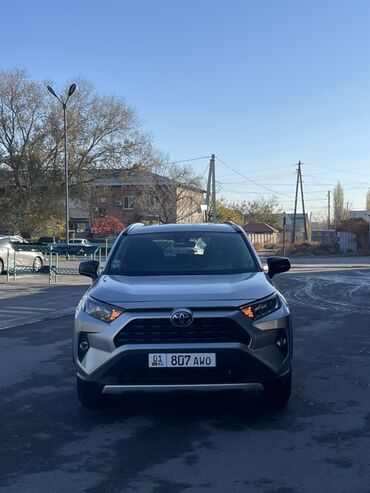бокс на крышу авто купить в бишкеке: Toyota RAV4: 2019 г., 2.5 л, Автомат, Бензин, Кроссовер