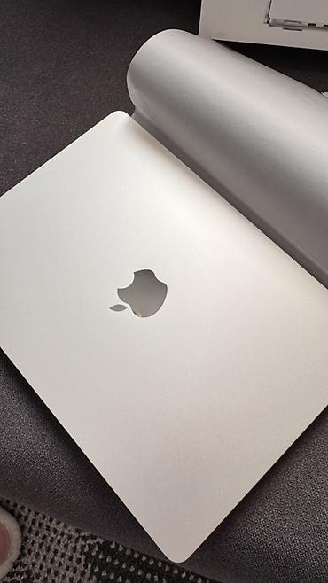 Ноутбуки Apple (MacBook): Ноутбук Apple (MacBook) 13.5 ", M2 — 2