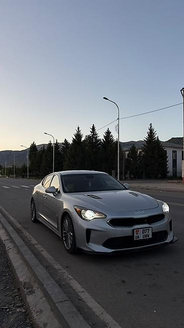 byd khan: Kia Stinger: 2017 г., 2 л, Автомат, Бензин, Лифтбек — 3