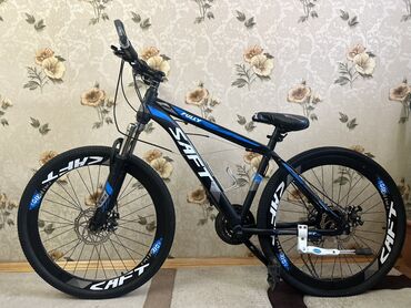 велосипеды с надувными колесами: Skarasnoy 26 lıqdır evdə qalıb sürülmür dəyərindən qat qat bahasına