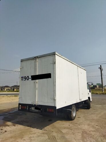 Yük maşınları: Isuzu 66, 2004 il, motor 3.9 l, Soyuducu — 2