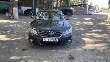 логан 2: Toyota Camry: 2009 г., 2.4 л, Автомат, Бензин, Седан