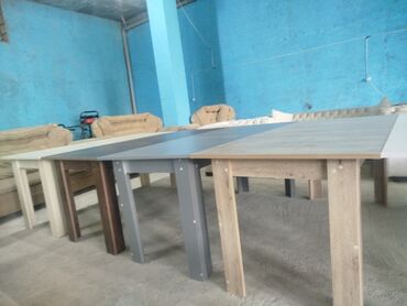 угловые диваны для кухни: Гостиный стол, Нераскладной, Ламинат, Прямоугольный стол