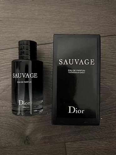Dior Sauvage Eau de Parfum – berqamot, ədviyyat və ambroksanın