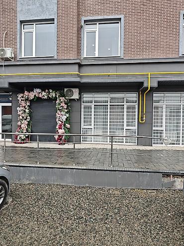 Продажа помещений свободного назначения: 📌 Продаётся коммерческое помещение 88 м² 1 этаж ▫️ Кухня и санузел — 1