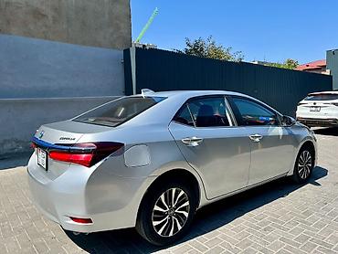 карола 2019: Toyota Corolla: 2019 г., 1.8 л, Вариатор, Бензин, Седан — 3