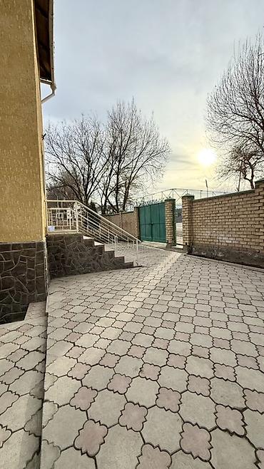 Продажа коттеджей и домов: Сдается загородный Особняк Экологический чистом районе Беш — 2