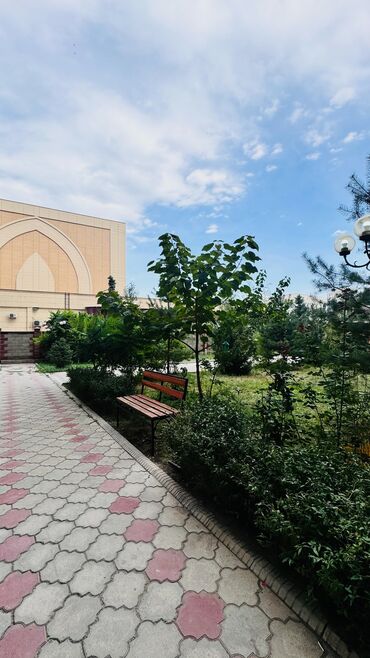 чистый дом: 2 бөлмө, Менчик ээси, Чогуу жашоосу жок, Толугу менен эмереги бар