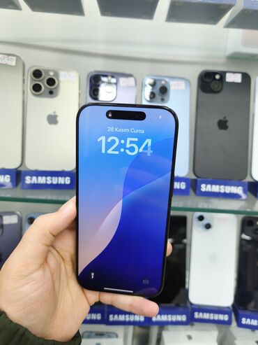 Apple iPhone: IPhone 16 Pro, Qara, Simsiz şarj — 7