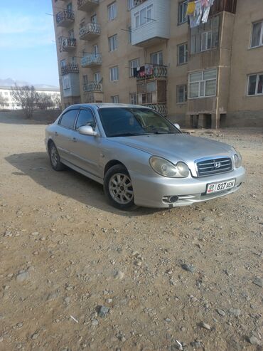 Hyundai: Hyundai Sonata: 2003 г., 2 л, Механика, Газ, Седан