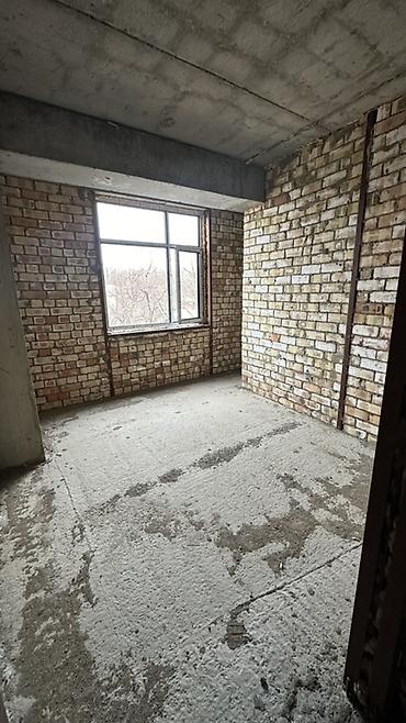 Продажа помещений свободного назначения: Продается квартира в строящемся доме (каркас-монолит, кирпичное — 6