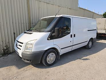 aka maşın: Ford Transit yük mikroavtobusu - Korpus: qapalı furqon, 2 ön qapı + — 1