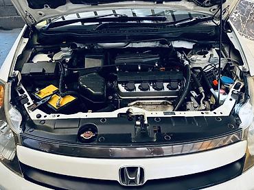 kia topic: Honda Stream: 2004 г., 1.7 л, Автомат, Бензин, Универсал — 7