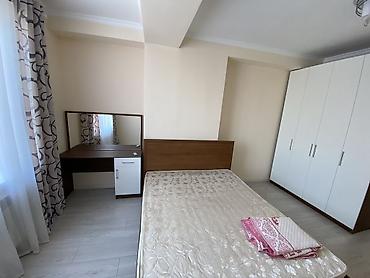 Долгосрочная аренда квартир: 2 комнаты, С мебелью полностью — 1