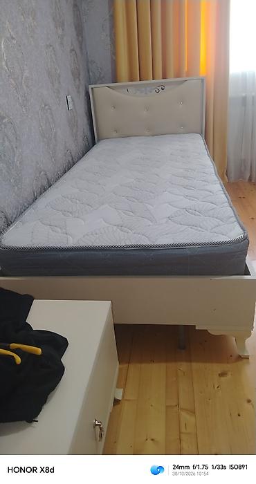 Çarpayılar: Tək nəfərlik çarpayı və döşək dəsti - Ölçü: təxmini 90×200 sm tək — 2