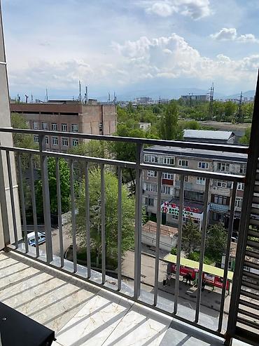 1 комната, 37 м², Аламедин-1 мкр Элитка, 7 этаж, Евроремонт at lalafo.kg 1 комната, 37 м², Аламедин-1 мкр Элитка, 7 этаж, Евроремонт
