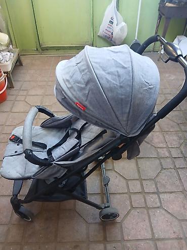 Uşaq arabası – yüngül, qatlanan “Kidleer” tipli gəzinti arabası