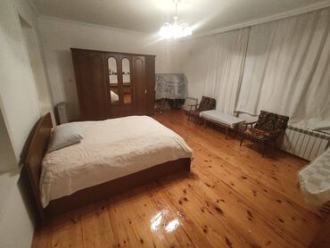 vasitəcisiz birbaşa sahibindən mənzil kirayələmək: Gədəbəy şəhəri,Heydər Əliyev prospekti 141, Ev 15 əlavə nömrə