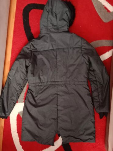 Zimske jakne: Hummel, XL (EU 42), Jednobojni, Sa postavom — 3