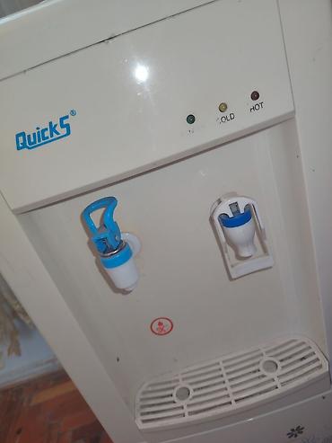su krant: Dispenser Quicks, Döşəməüstü, Su isitmə ilə, İşlənmiş — 4