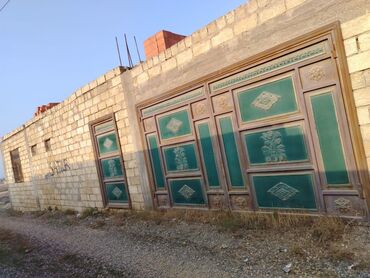 Həyət evləri və villaların satışı: 4 otaqlı, 6 kv. m, Kredit yoxdur, Təmirsiz — 4