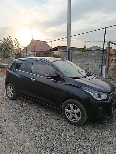 рассрочку машина: Chevrolet Spark: 2016 г., 1 л, Автомат, Бензин, Хэтчбэк — 2