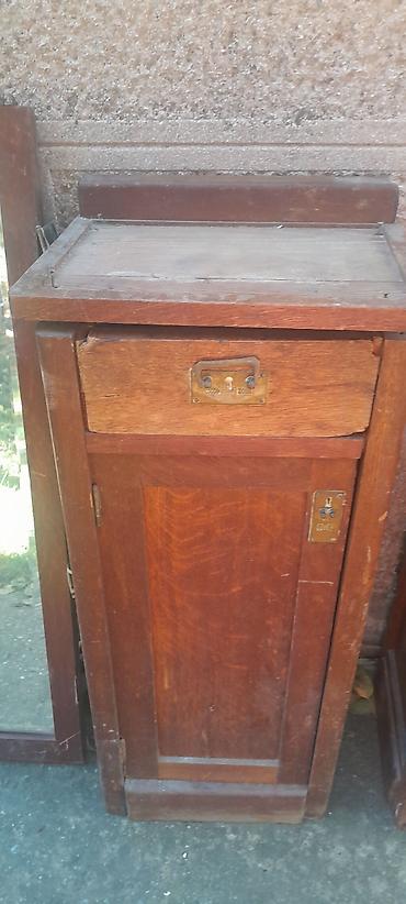 Komode: Drvene noćne komode – set od 2 komada + 2 ogledala u drvenim ramovima — 8