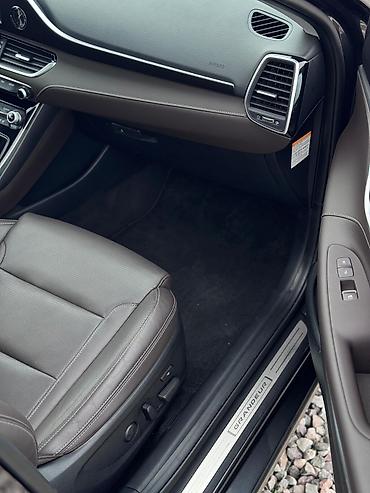 gra: Hyundai Grandeur: 2019 г., 2.4 л, Автомат, Гибрид, Седан — 8