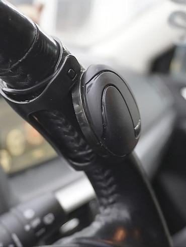 авто левый руль: Ручка лентяйка для руля авто Лентяйка на руль машины Ручка для руля — 2