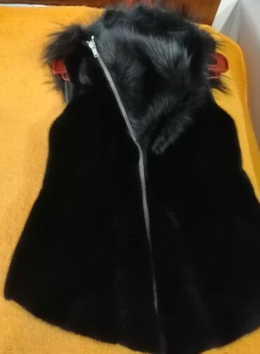 Jiletlər: Qara rəngli xəz jilet - Model: qolsuz, ön hissədə tam uzunluqda metal — 6