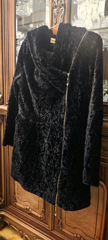 Kürklər: Kürk, rəng - Qara — 20