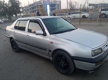 Volkswagen: Volkswagen Vento: 1990 г., 1.8 л, Механика, Бензин, Седан — 7