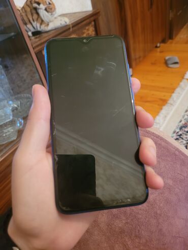 ikinci əl telofonlar: Xiaomi Redmi 8A, 32 ГБ, цвет - Синий
