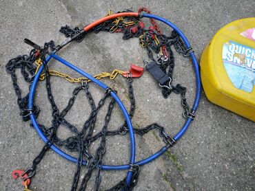 Ostalo: Prodajem kvalitetne, jake, iz ranijeg perioda, lance za sneg grupe 60 — 8