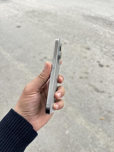 ikinci el ipad pro: IPhone 15 Pro, 256 GB, Gümüşü, Face ID — 2